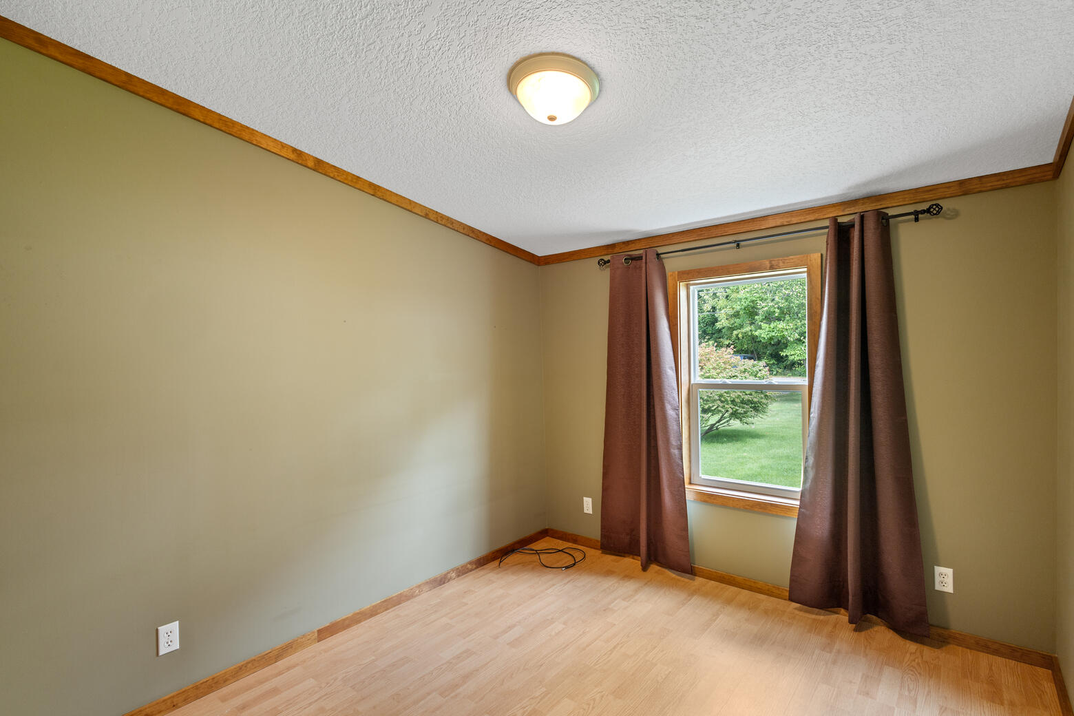 46597 Delta Drive Decatur, MI 49045 - Photo 24 of 36 Bed 3