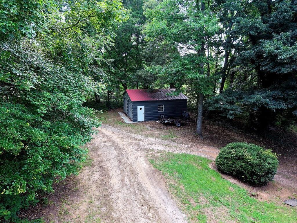 213 Blackstock Road Jefferson, GA 30549 - Photo 14 of 51