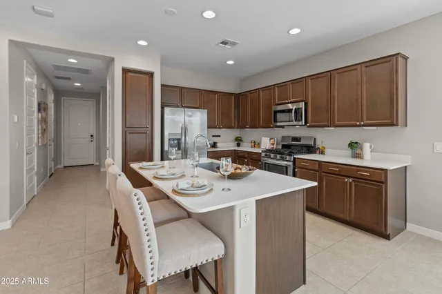 $1,950 | 24670 North 171st Lane, Surprise, AZ 85387