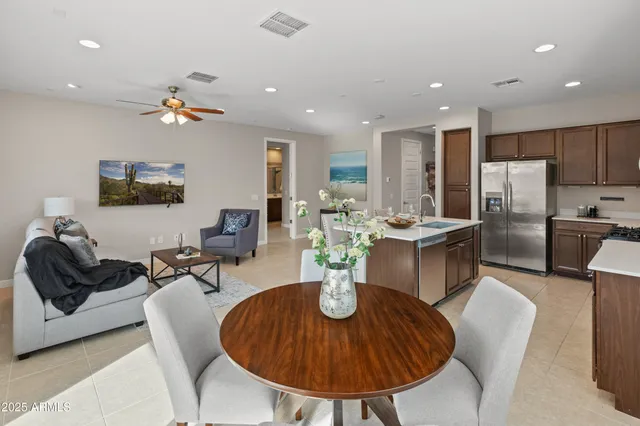 $1,950 | 24670 North 171st Lane, Surprise, AZ 85387