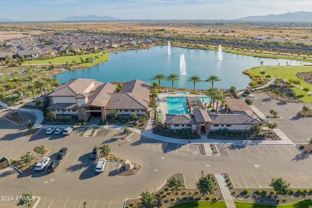 $1,950 | 24670 North 171st Lane, Surprise, AZ 85387