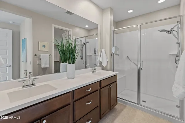 $1,950 | 24670 North 171st Lane, Surprise, AZ 85387