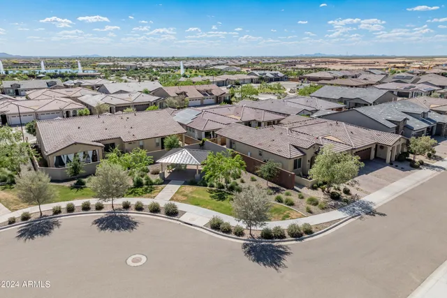 $1,950 | 24670 North 171st Lane, Surprise, AZ 85387