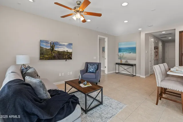 $1,950 | 24670 North 171st Lane, Surprise, AZ 85387