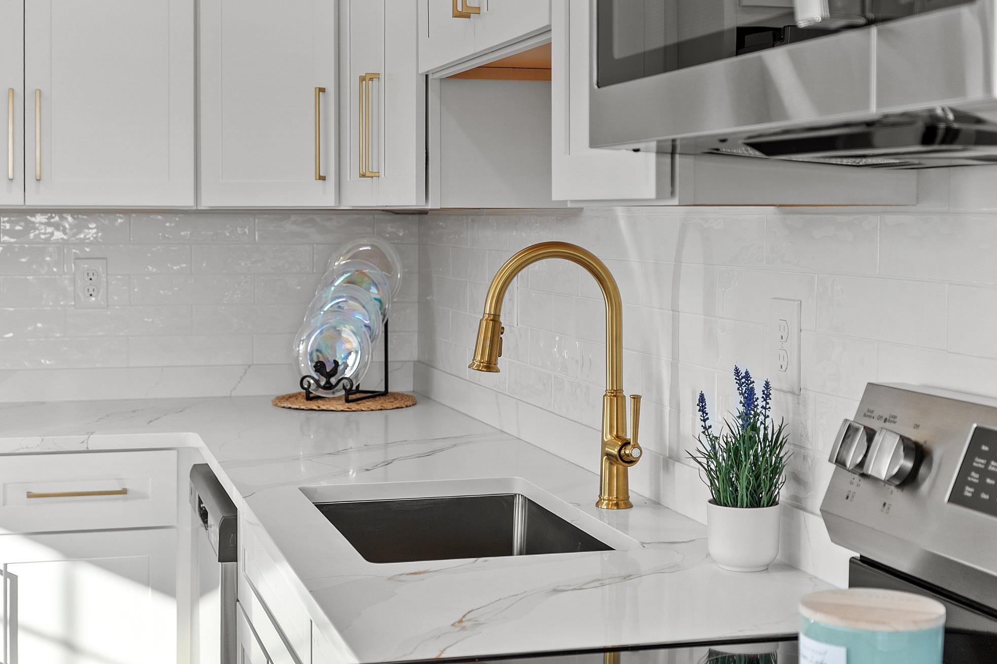 13 Centerville Drive Salem, NH 03079 - Photo 13 of 53