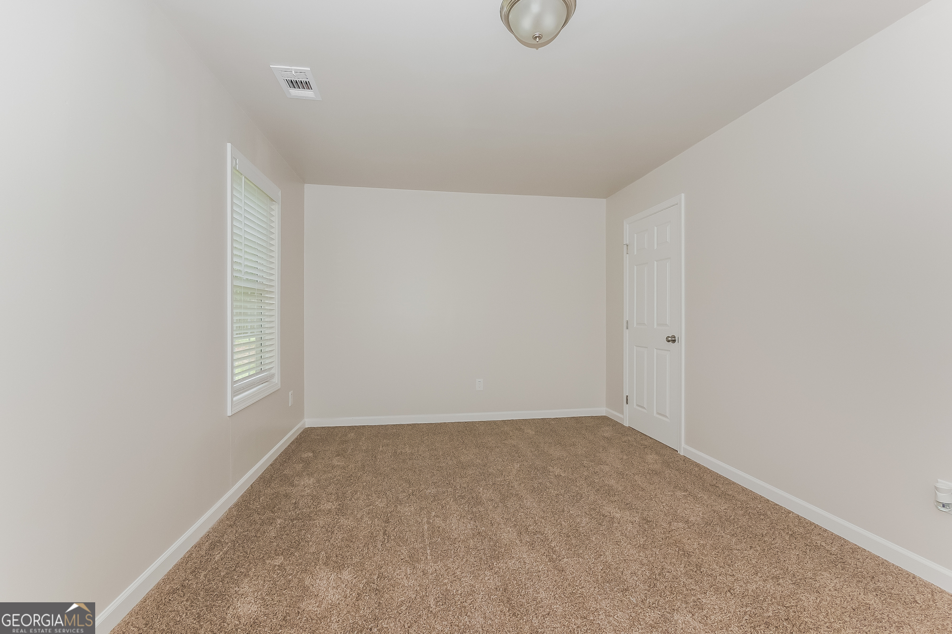 135 Tara Way Covington, GA 30016 - Photo 12 of 17