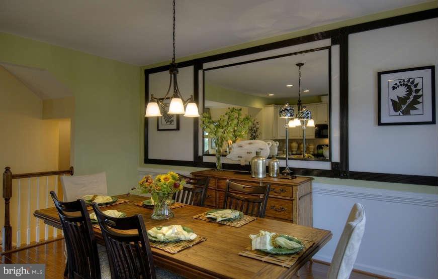 7835 Wormans Mill Road Frederick, MD 21701 - Photo 4 of 22 Dining Room