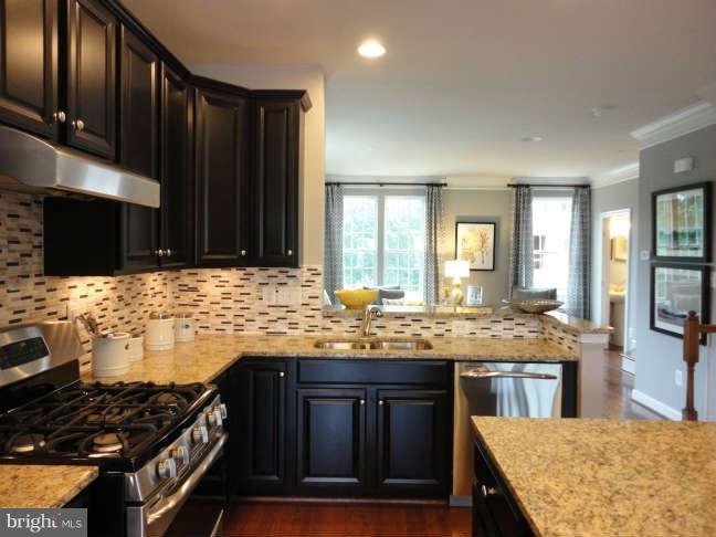 7835 Wormans Mill Road Frederick, MD 21701 - Photo 5 of 22 Kitchen