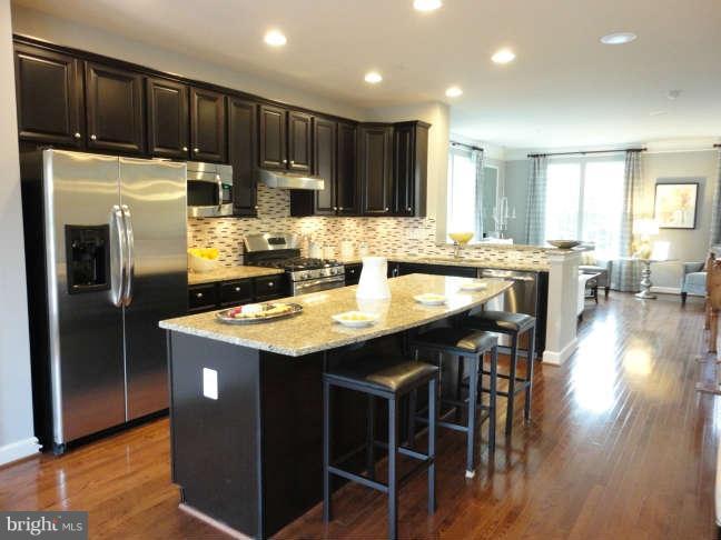 7835 Wormans Mill Road Frederick, MD 21701 - Photo 6 of 22 Kitchen