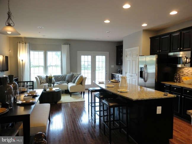 7835 Wormans Mill Road Frederick, MD 21701 - Photo 8 of 22 Kitchen