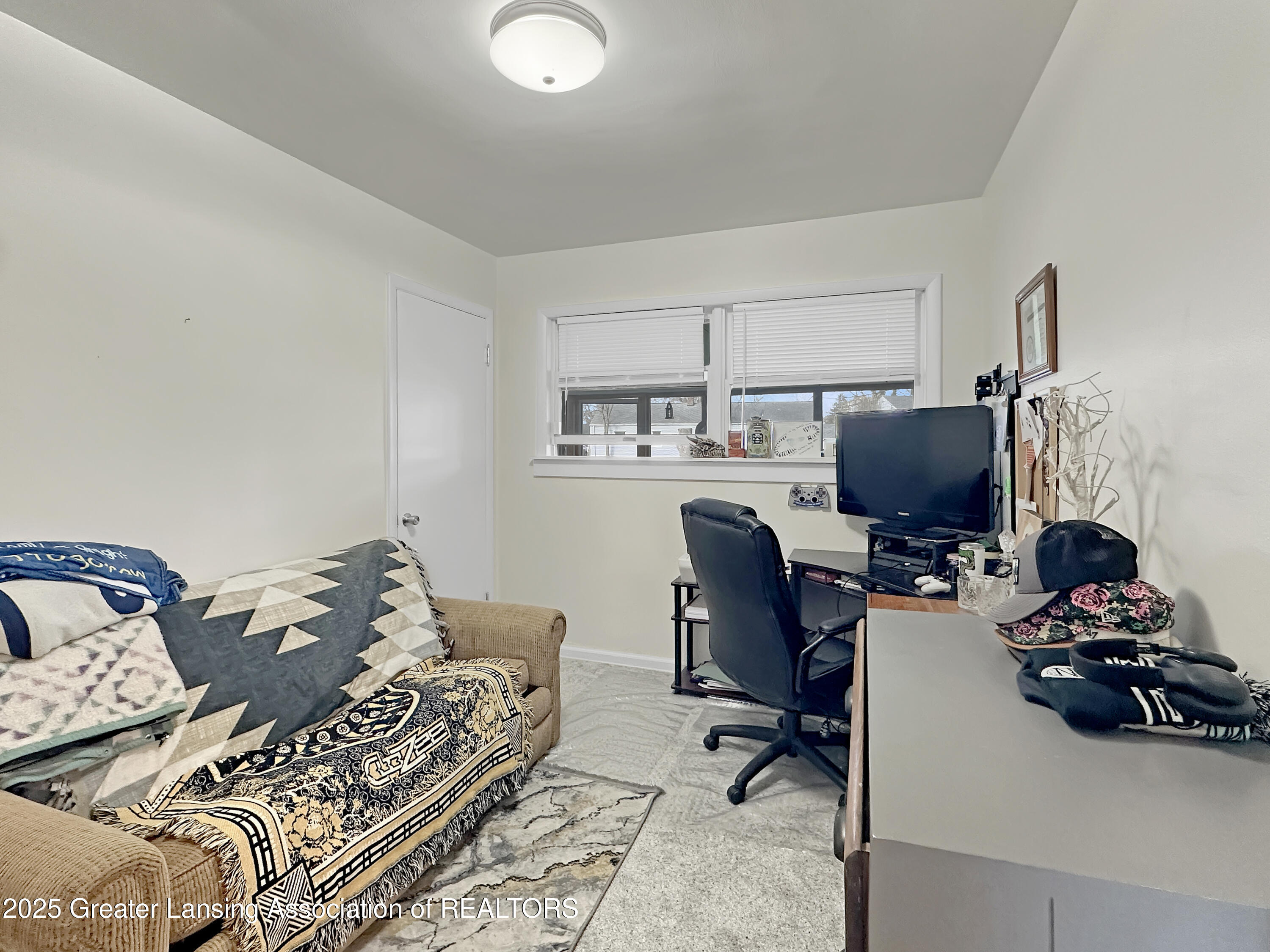 2529 Arlington Road Lansing, MI 48906 - Photo 13 of 20 13-2529_Arlington