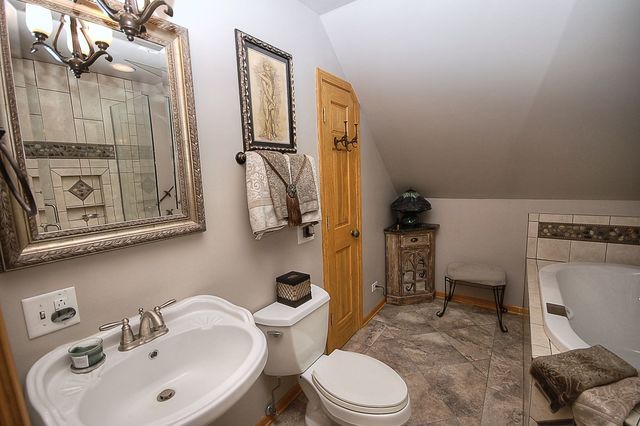 41 West 419 Plato Road Elgin, IL 60124 - Photo 21 of 82