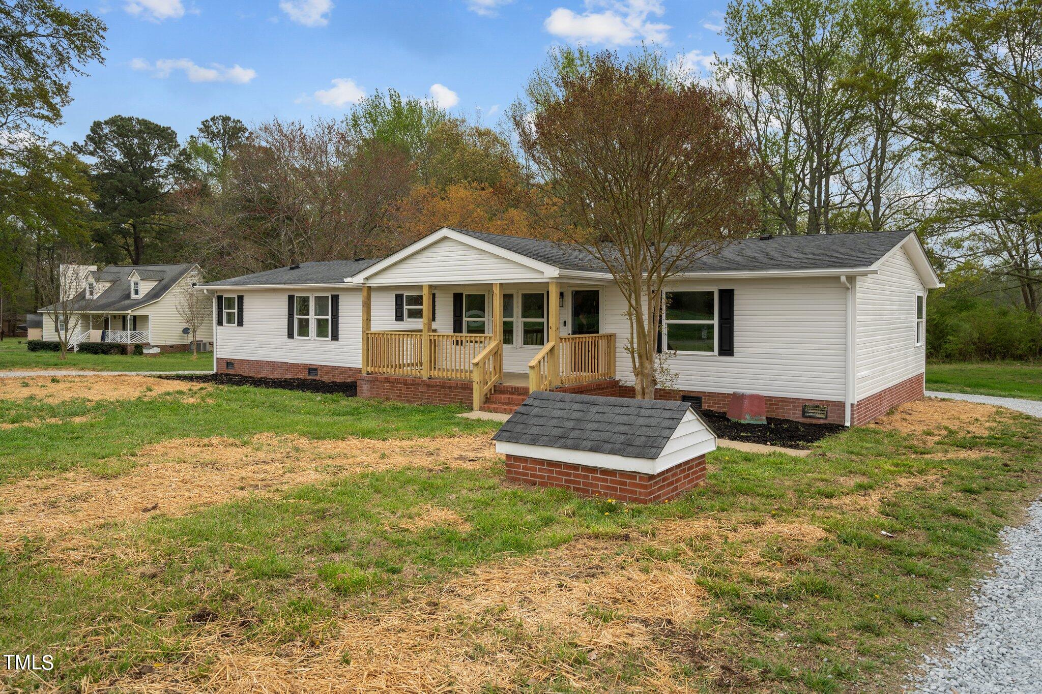 5050 Glendale Road Kenly, NC 27542 - Photo 3 of 39 3-web-or-mls-_NFP2675