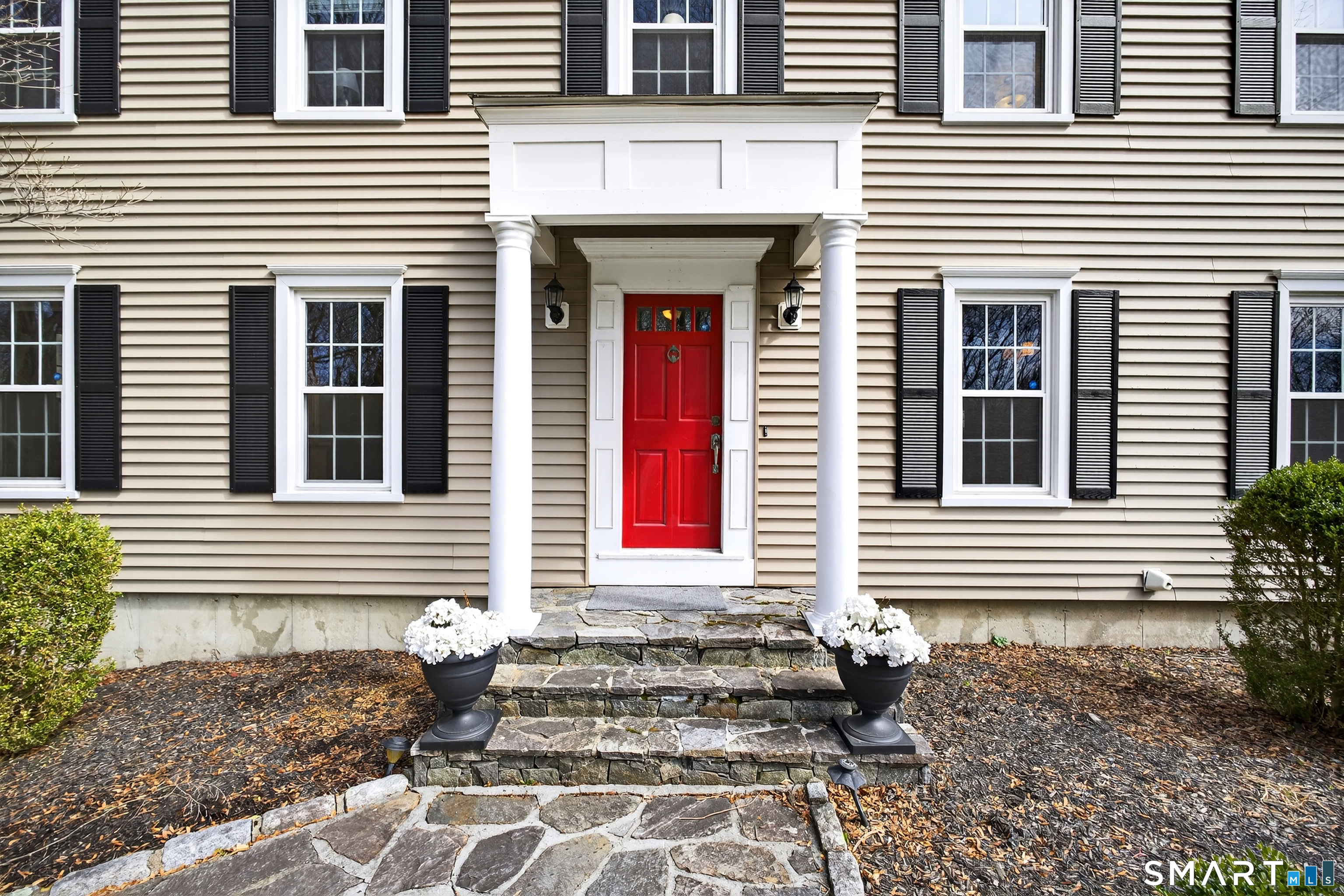 42 Great Hill Road Ridgefield, CT 06877 - Photo 3 of 40