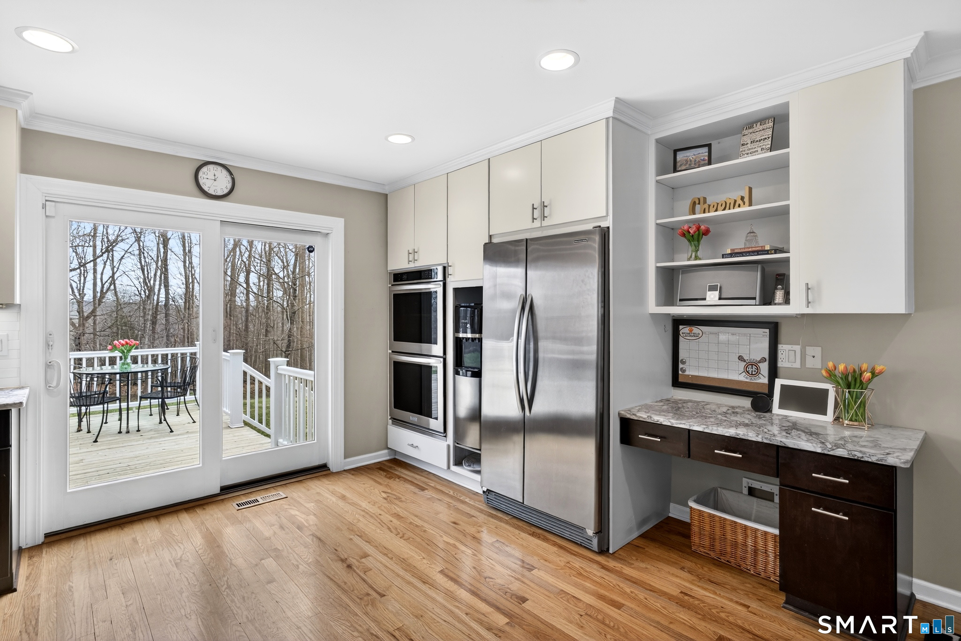 42 Great Hill Road Ridgefield, CT 06877 - Photo 8 of 40 Large Kitchen with sliders out to newly painted deck