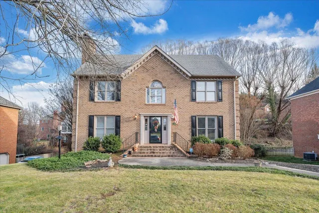 $629,900 | 4434 Brentwood Court, Roanoke, VA 24018