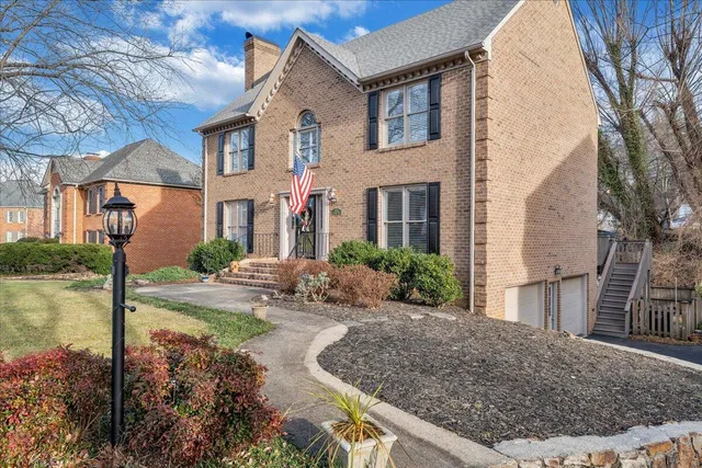 $629,900 | 4434 Brentwood Court, Roanoke, VA 24018