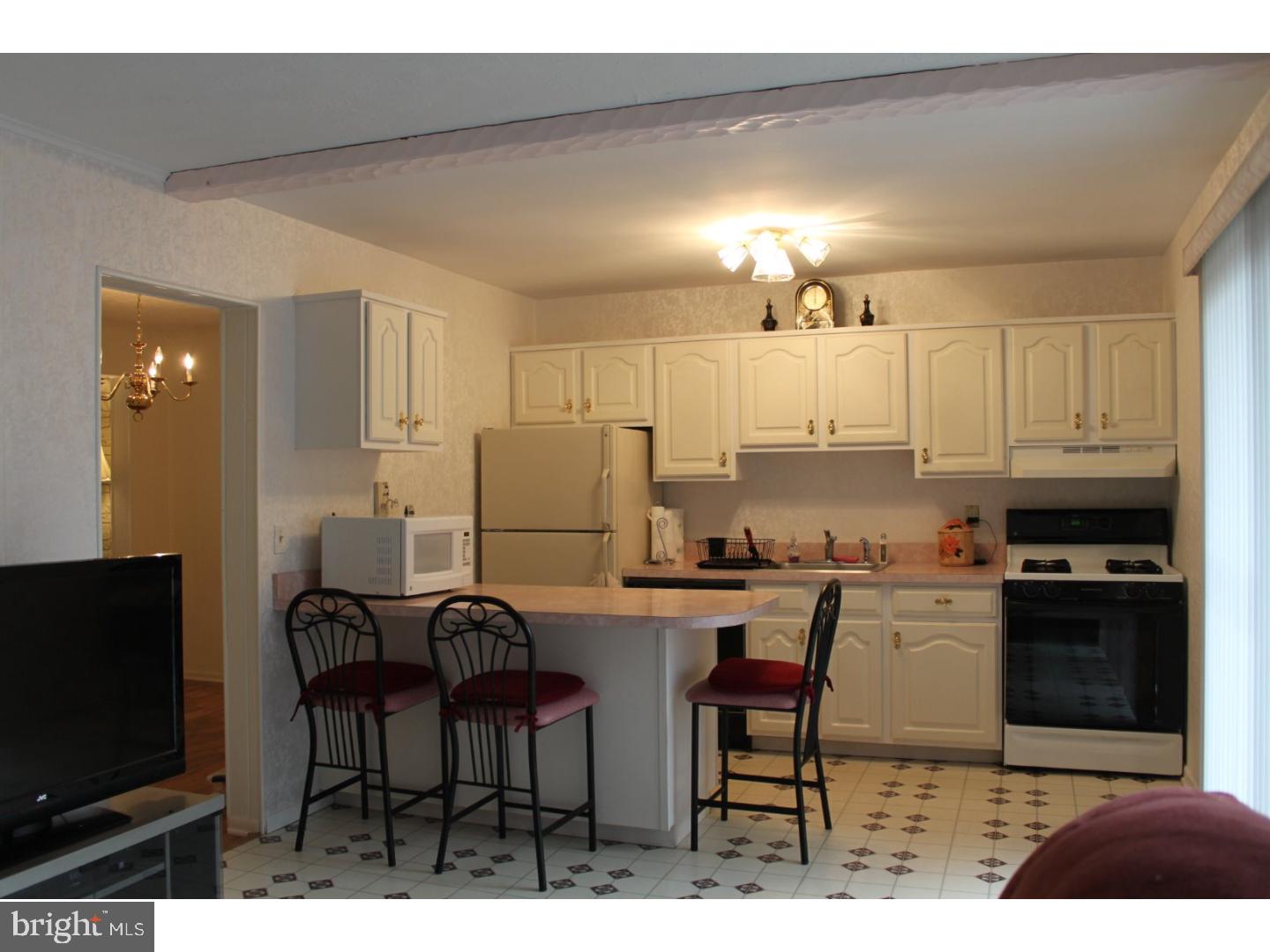 443 Probasco Road Hightstown, NJ 08520 - Photo 5 of 18 Kitchen