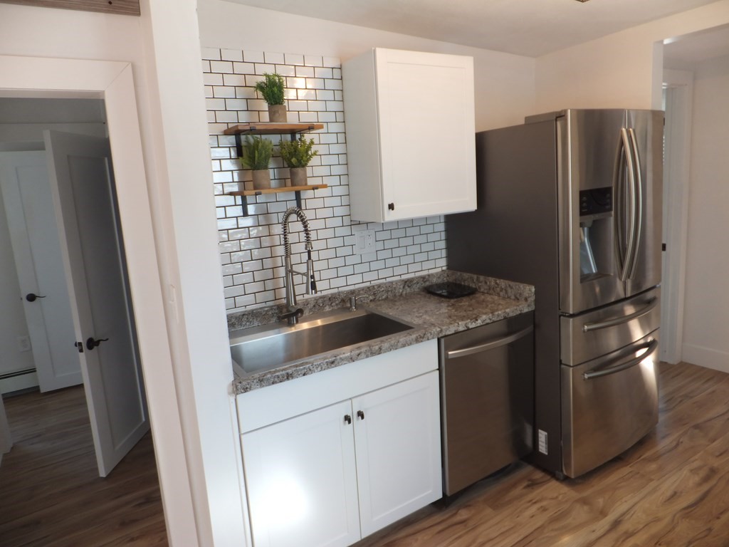 188 Albatross Road Quincy, MA 02169 - Photo 11 of 18 Gallery Image 11