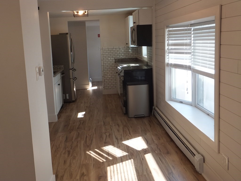 188 Albatross Road Quincy, MA 02169 - Photo 9 of 18 Gallery Image 9