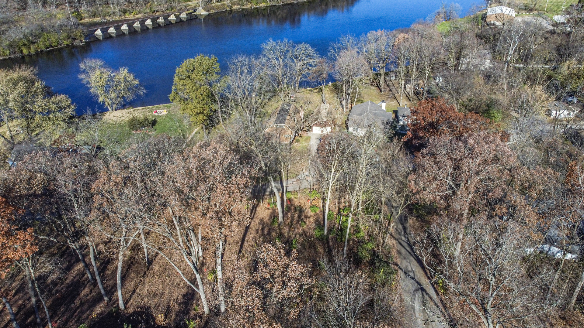 Lot 5 Illinois St St  