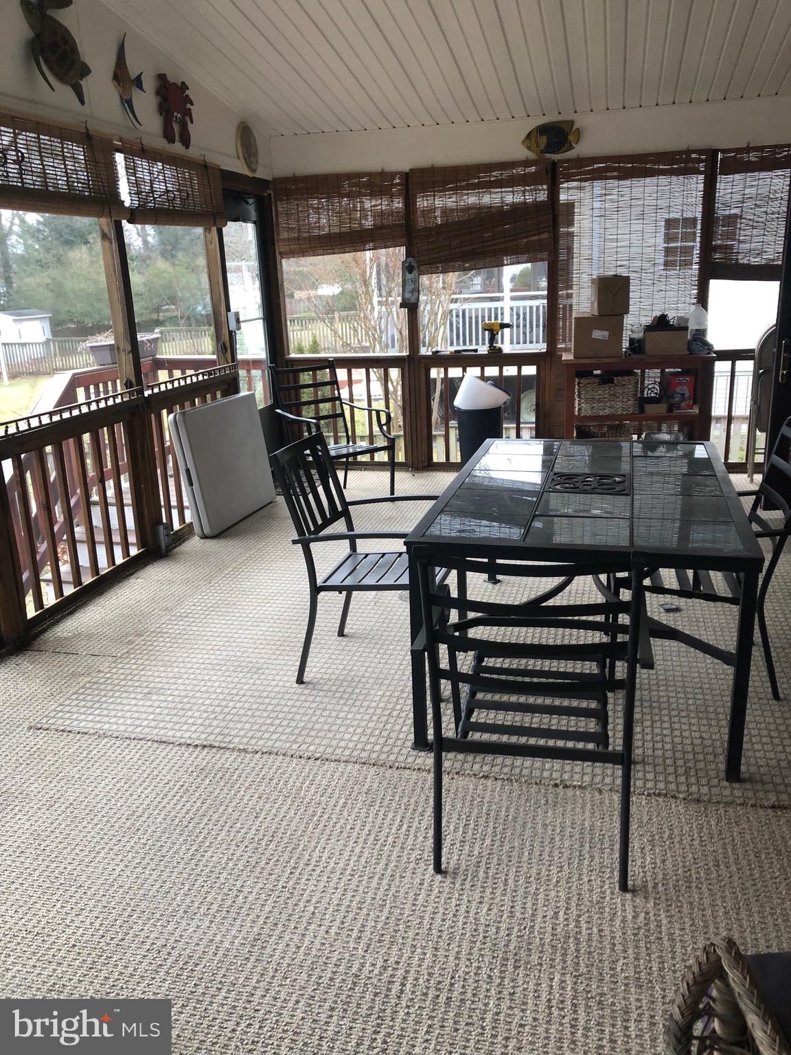 201 Southwood Road Pasadena, MD 21122 - Photo 8 of 16 a dining space with furniture