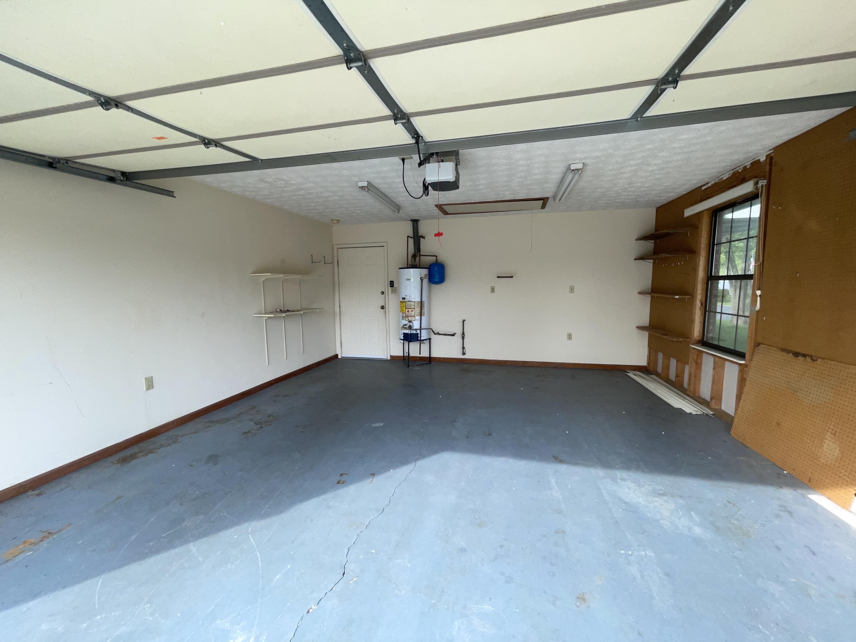 7206 Ghiradelli Road Knoxville, TN 37918 - Photo 3 of 39 qDPv0vNpQLyZyovKa30MQw