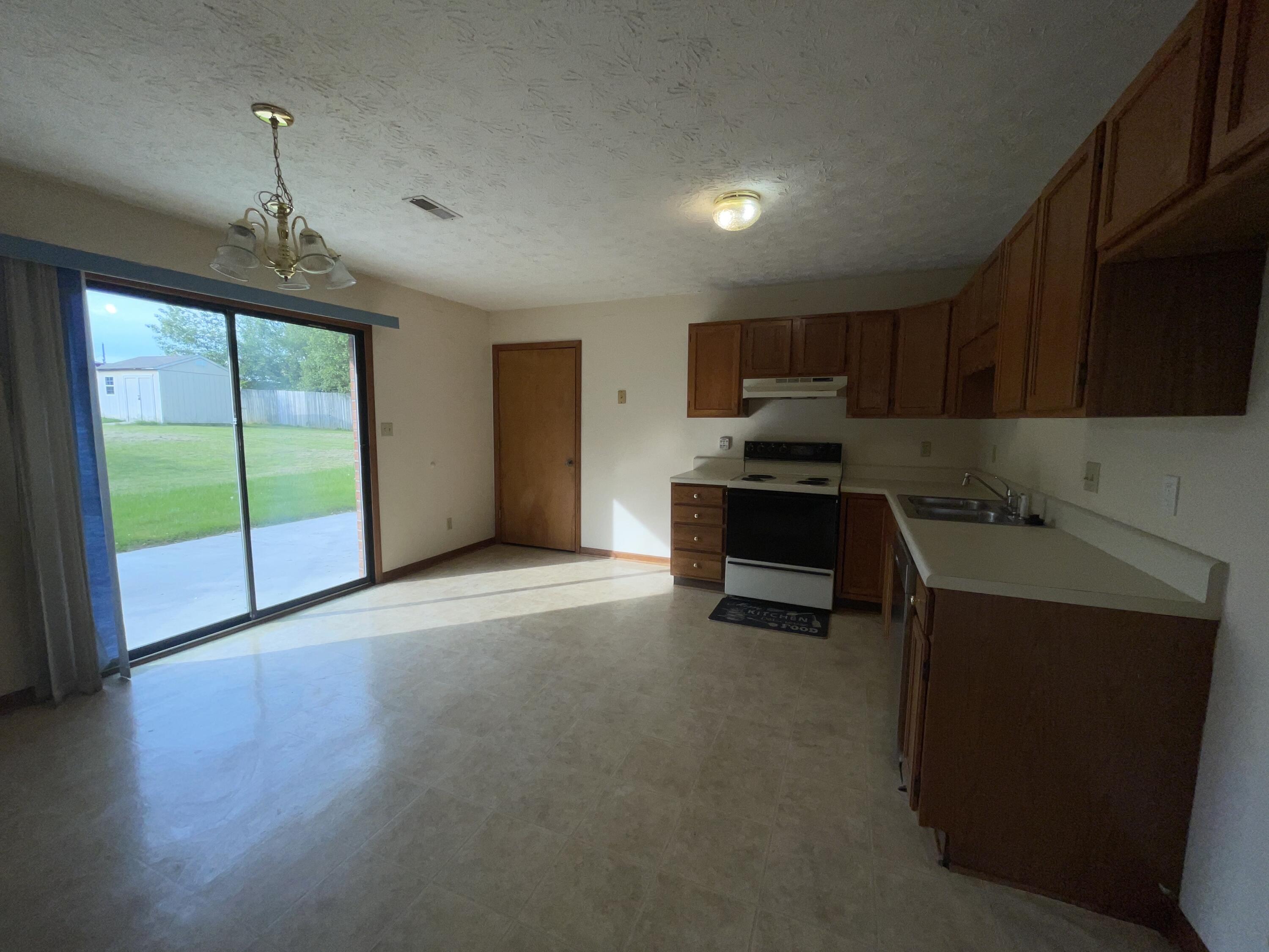7206 Ghiradelli Road Knoxville, TN 37918 - Photo 32 of 39 E%+LxVh2SUqdywOViFOzBg