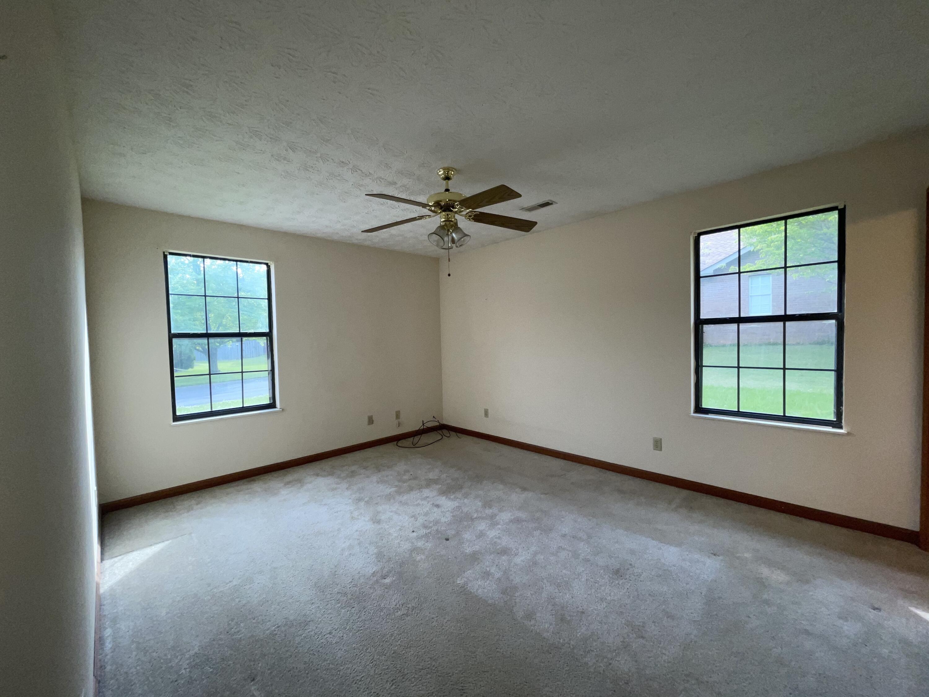 7206 Ghiradelli Road Knoxville, TN 37918 - Photo 38 of 39 oZaxiwOqSWqlvK2lsIs2ww