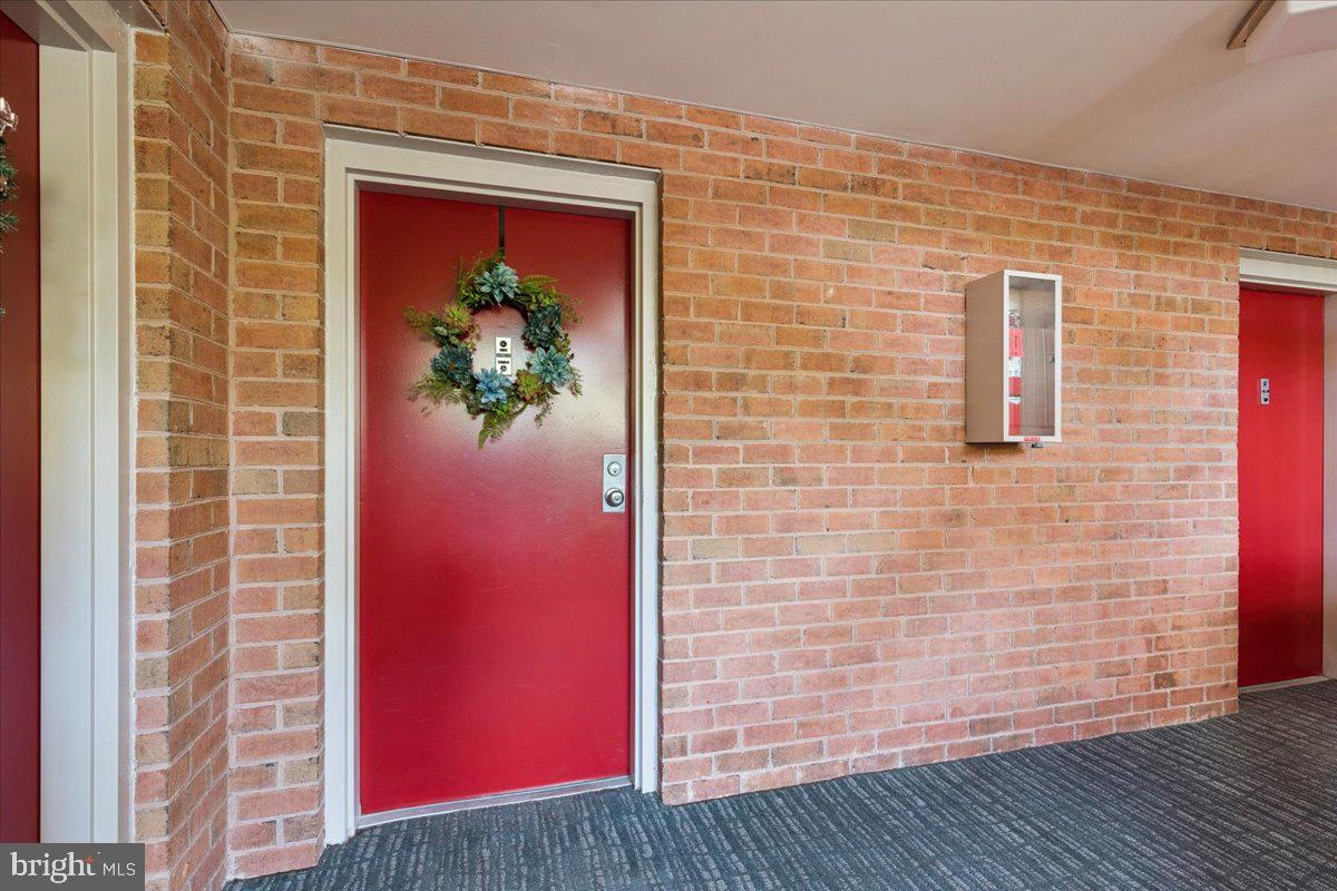 402 Rockfleet Road, Unit 102 Lutherville-Timonium, MD 21093 - Photo 5 of 47