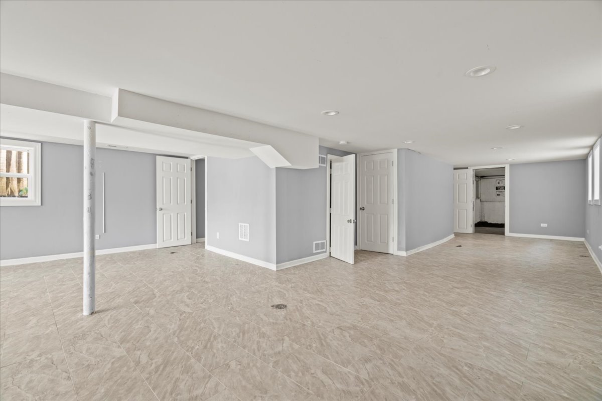 3111 Ruby Street Franklin Park, IL 60131 - Photo 18 of 27 a view of an empty room