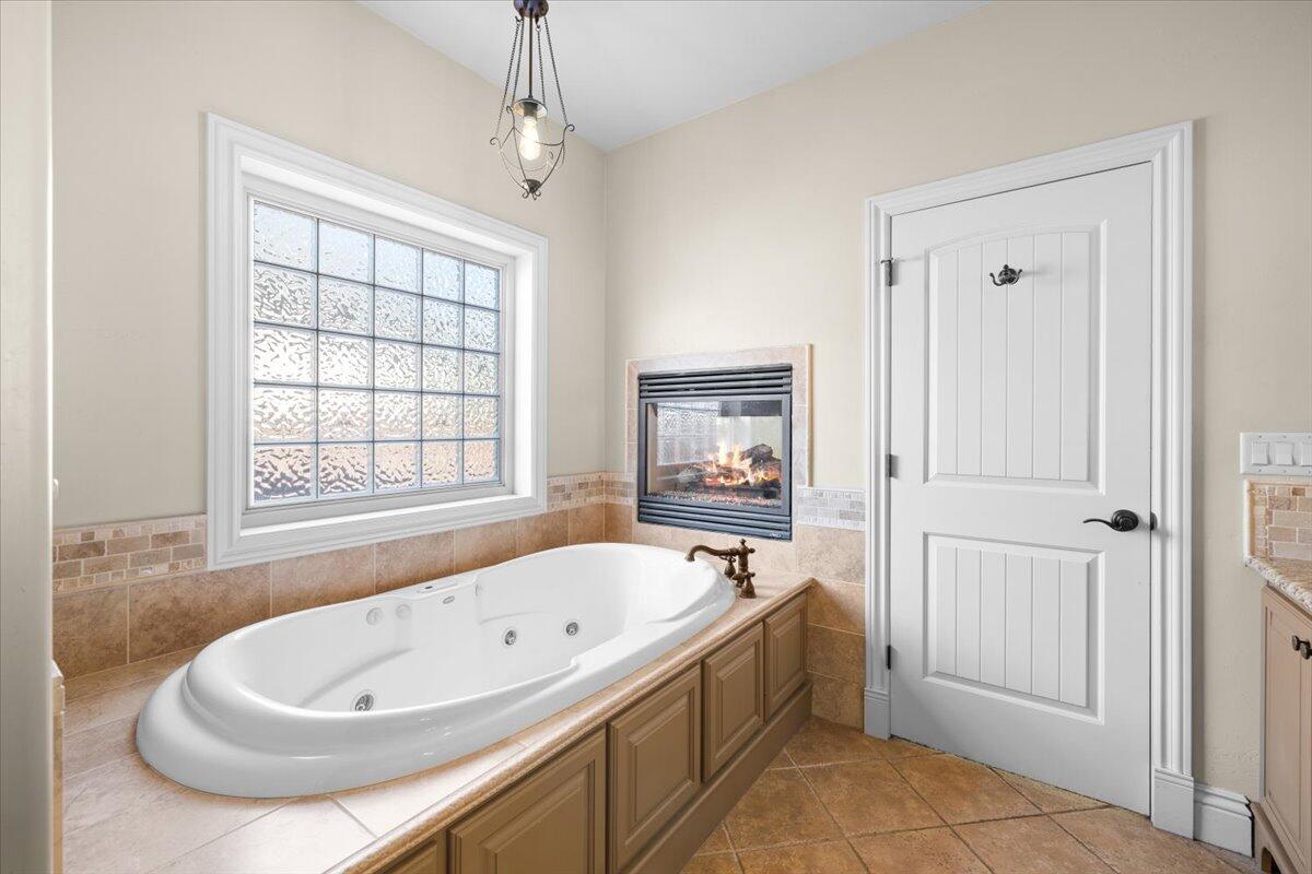 888 Arrowhead Trail Eagle Point, OR 97524 - Photo 22 of 36 29-CI_6540