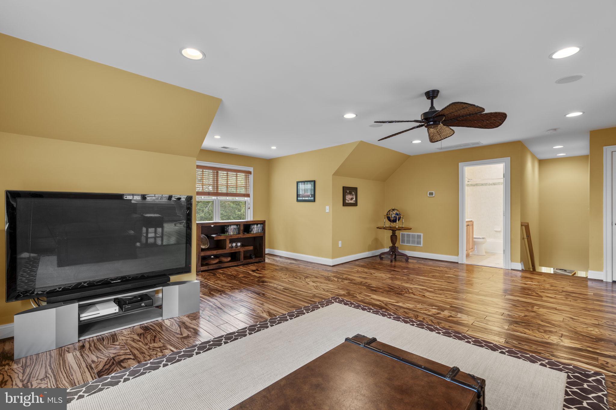 370 Eagle Hill Road Pasadena, MD 21122 - Photo 53 of 118 Bedroom 3