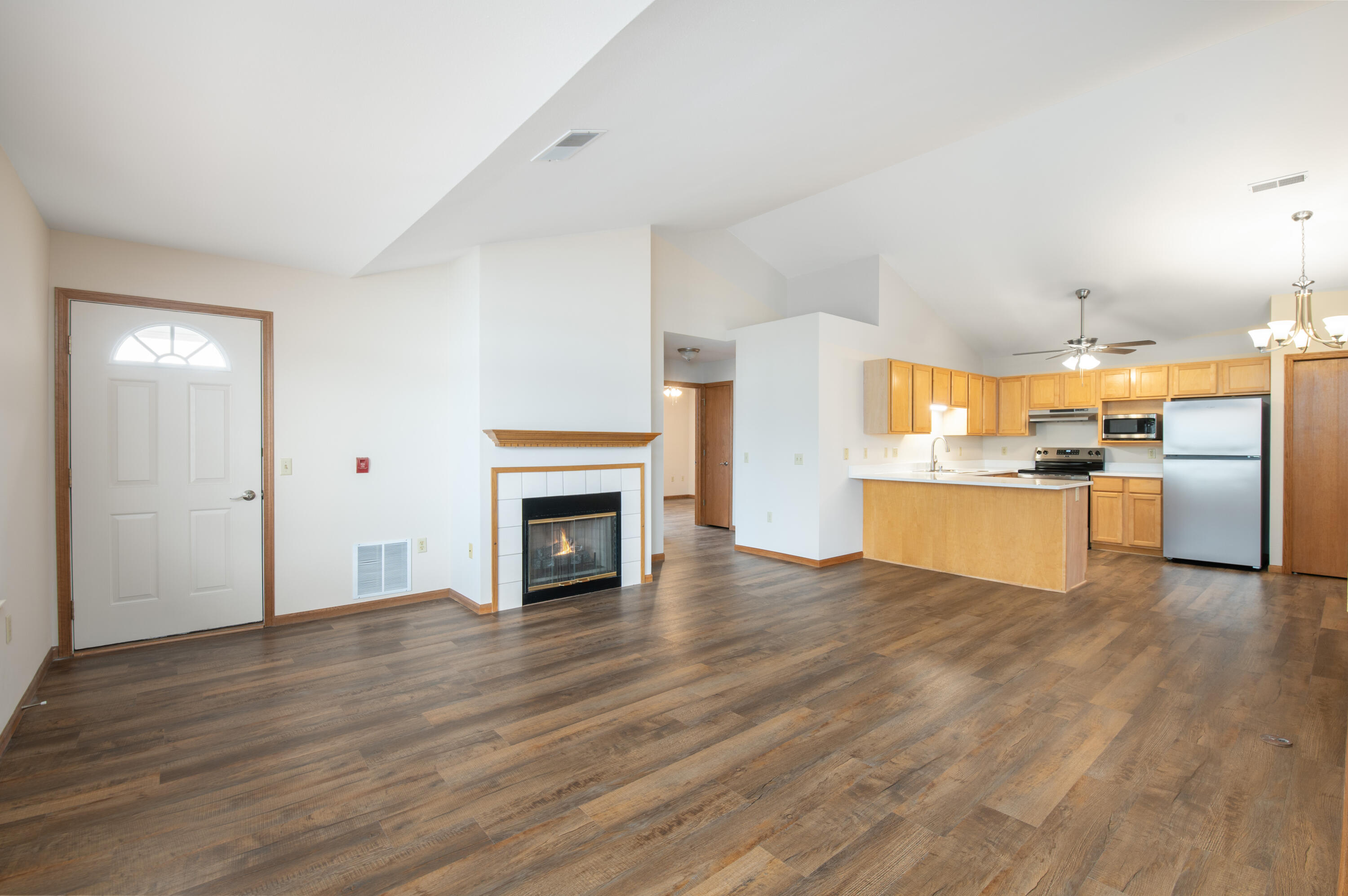 330 East Tyranena Park Road, Unit 2 Lake Mills, WI 53551 - Photo 17 of 33 Living Room