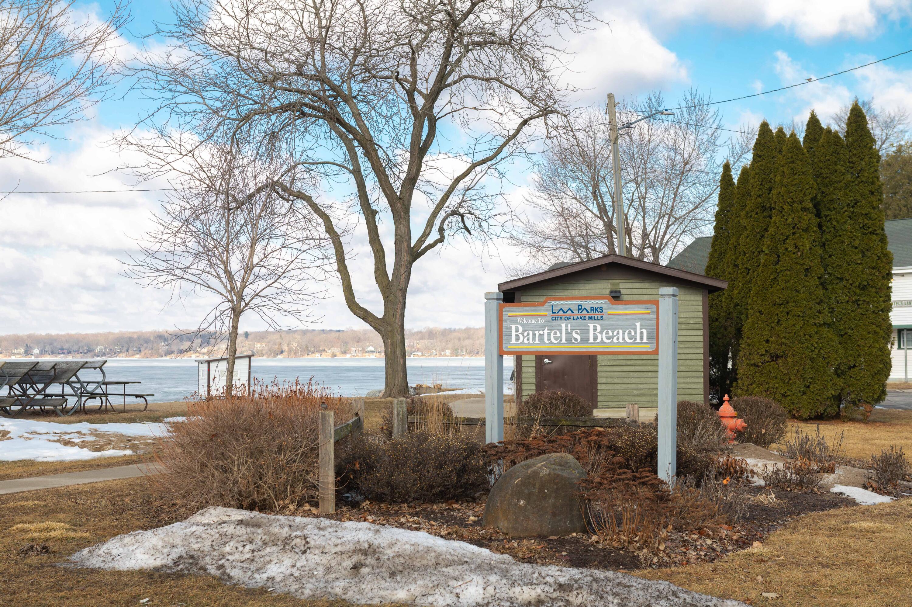 330 East Tyranena Park Road, Unit 2 Lake Mills, WI 53551 - Photo 32 of 33 Lake Mills