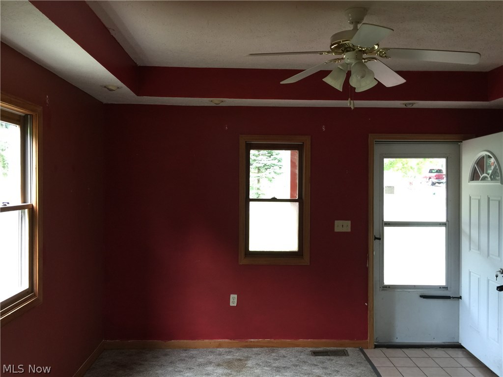 162 Meadowridge Road Mogadore, OH 44260 - Photo 4 of 10 Gallery Image 4