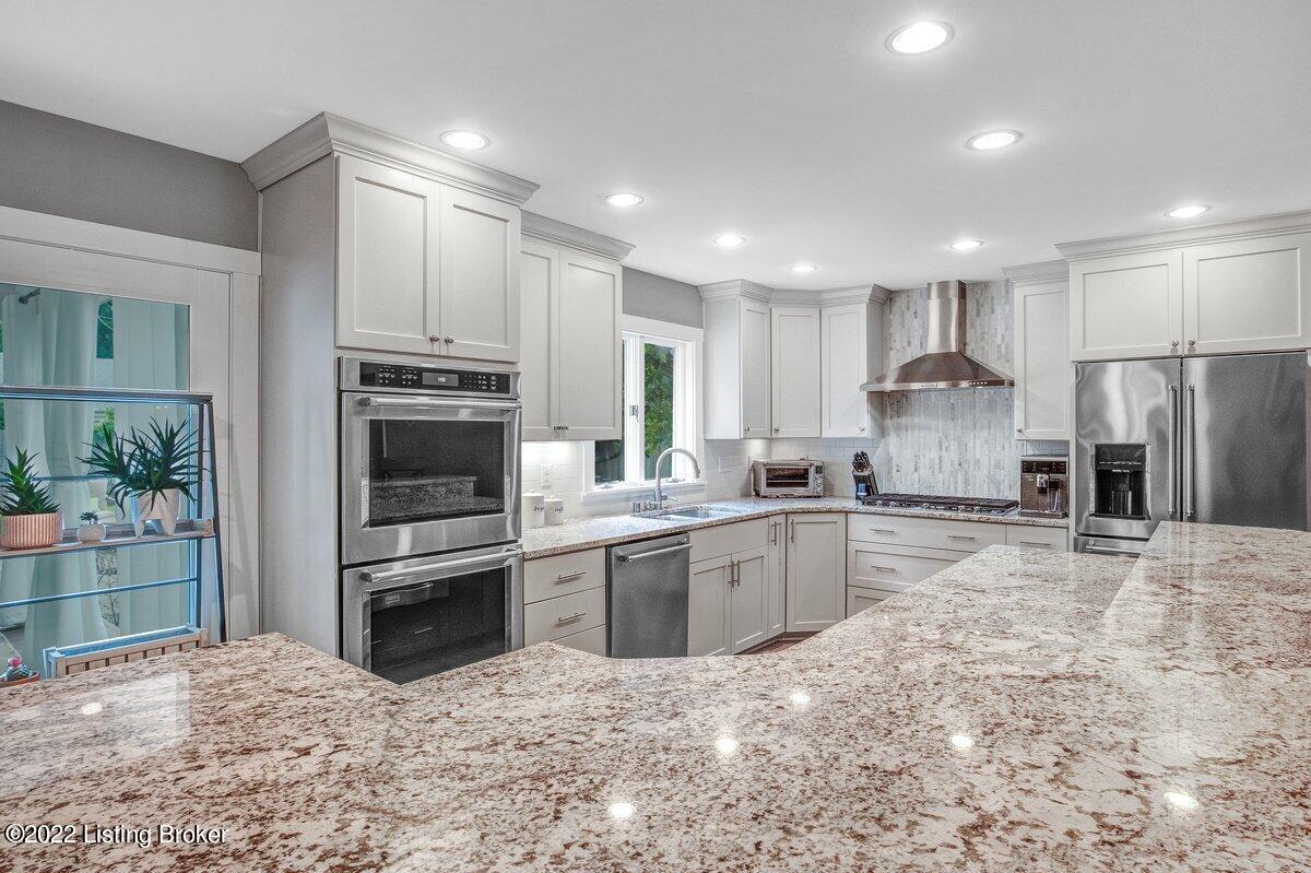 511 Brookview Road Louisville, KY 40207 - Photo 8 of 36 Loads of cabinets and granite counters