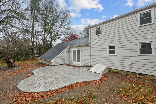48 Cynthia Road Seekonk, MA 02771 - Photo 36 of 39 Gallery Image 36