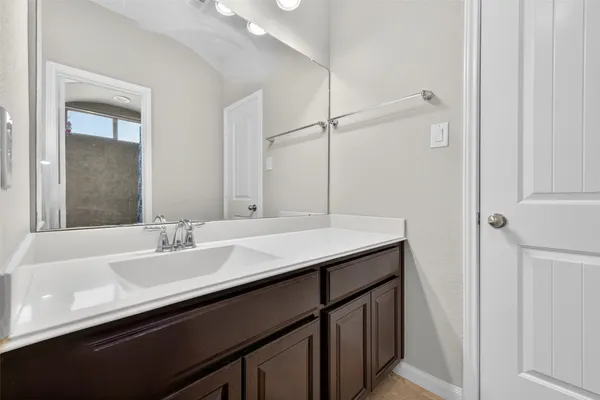 $2,950 | 13935 Manobrook Court, Richmond, TX 77407