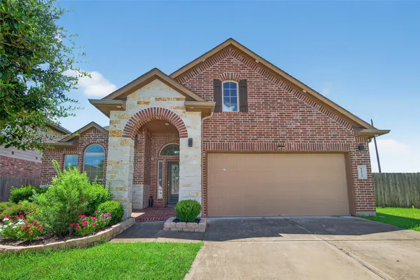 $2,950 | 13935 Manobrook Court, Richmond, TX 77407