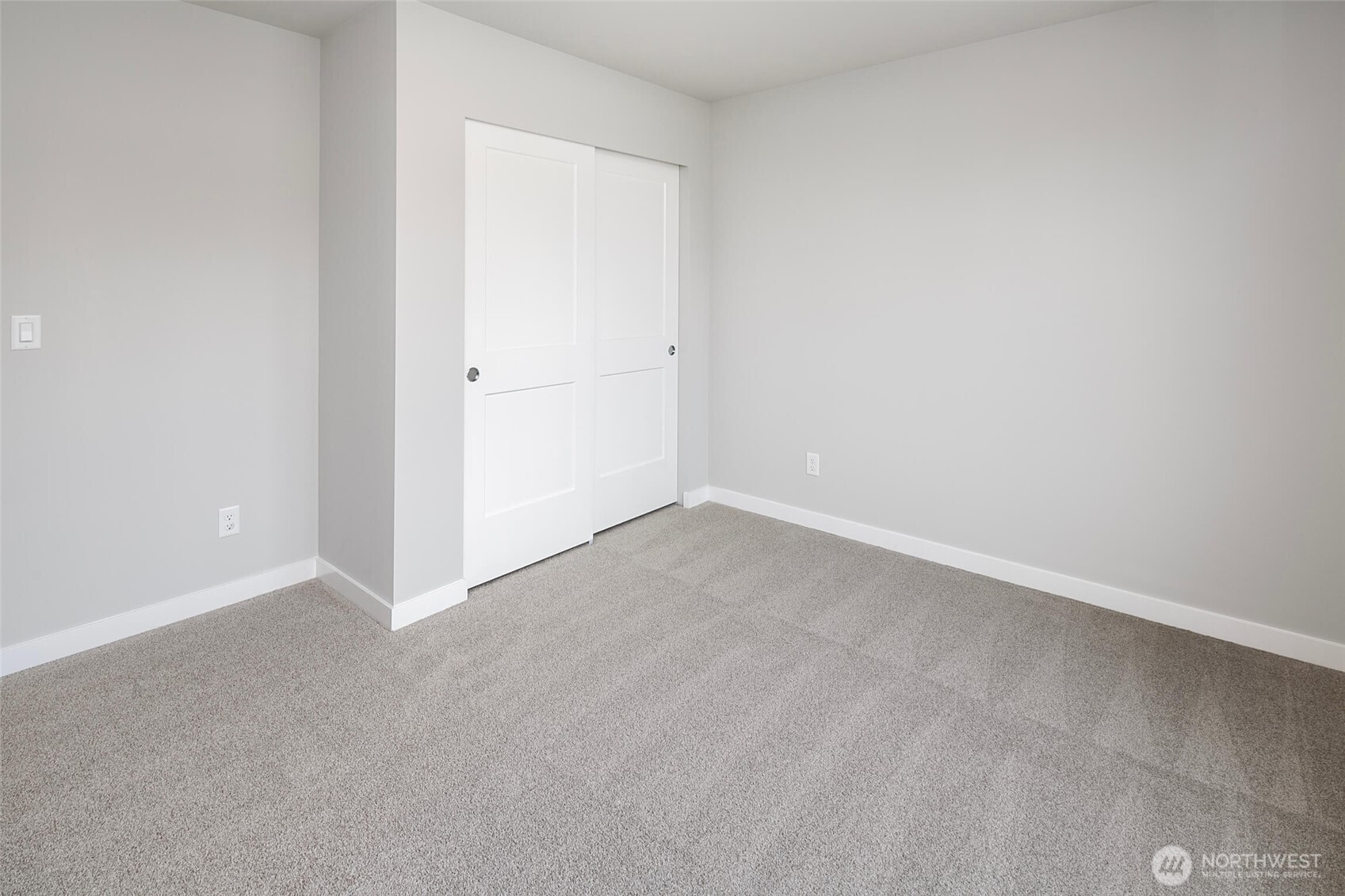 592 Southwest 97th Street, Unit 2 Seattle, WA 98106 - Photo 23 of 36
