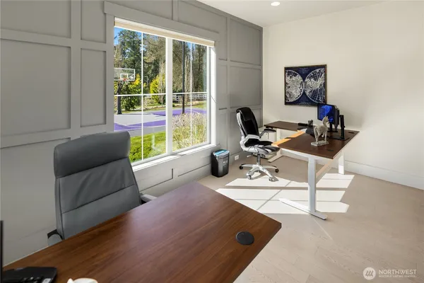 $4,680,000 | 11688 Northeast 33rd Street, Bellevue, WA 98005