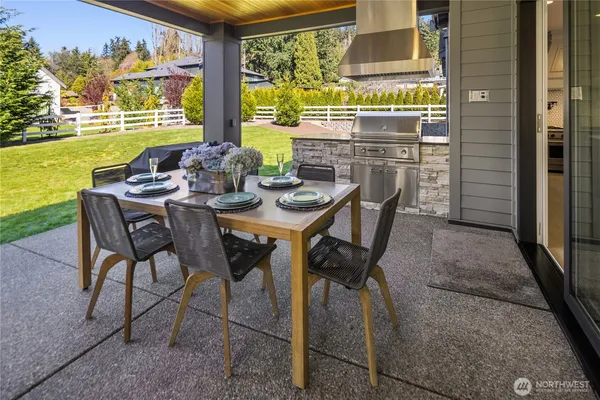 $4,680,000 | 11688 Northeast 33rd Street, Bellevue, WA 98005