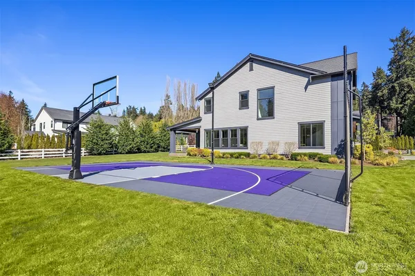 $4,680,000 | 11688 Northeast 33rd Street, Bellevue, WA 98005