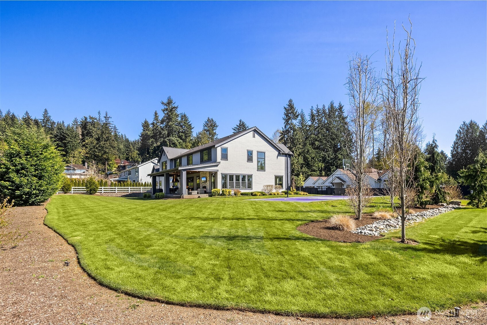 11688 Northeast 33rd Street Bellevue, WA 98005 - Photo 37 of 40