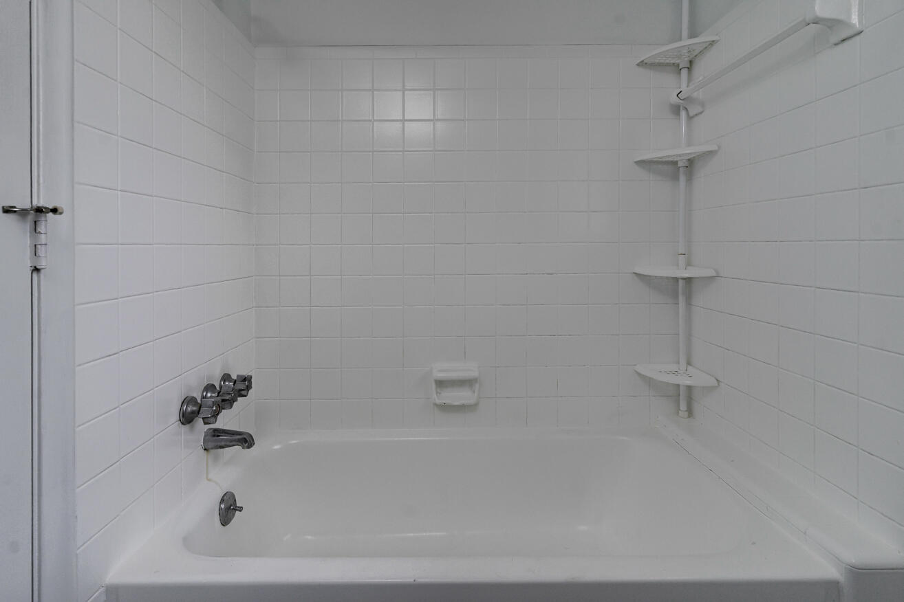 276 Southwest 7th Avenue Boca Raton, FL 33486 - Photo 32 of 44 32