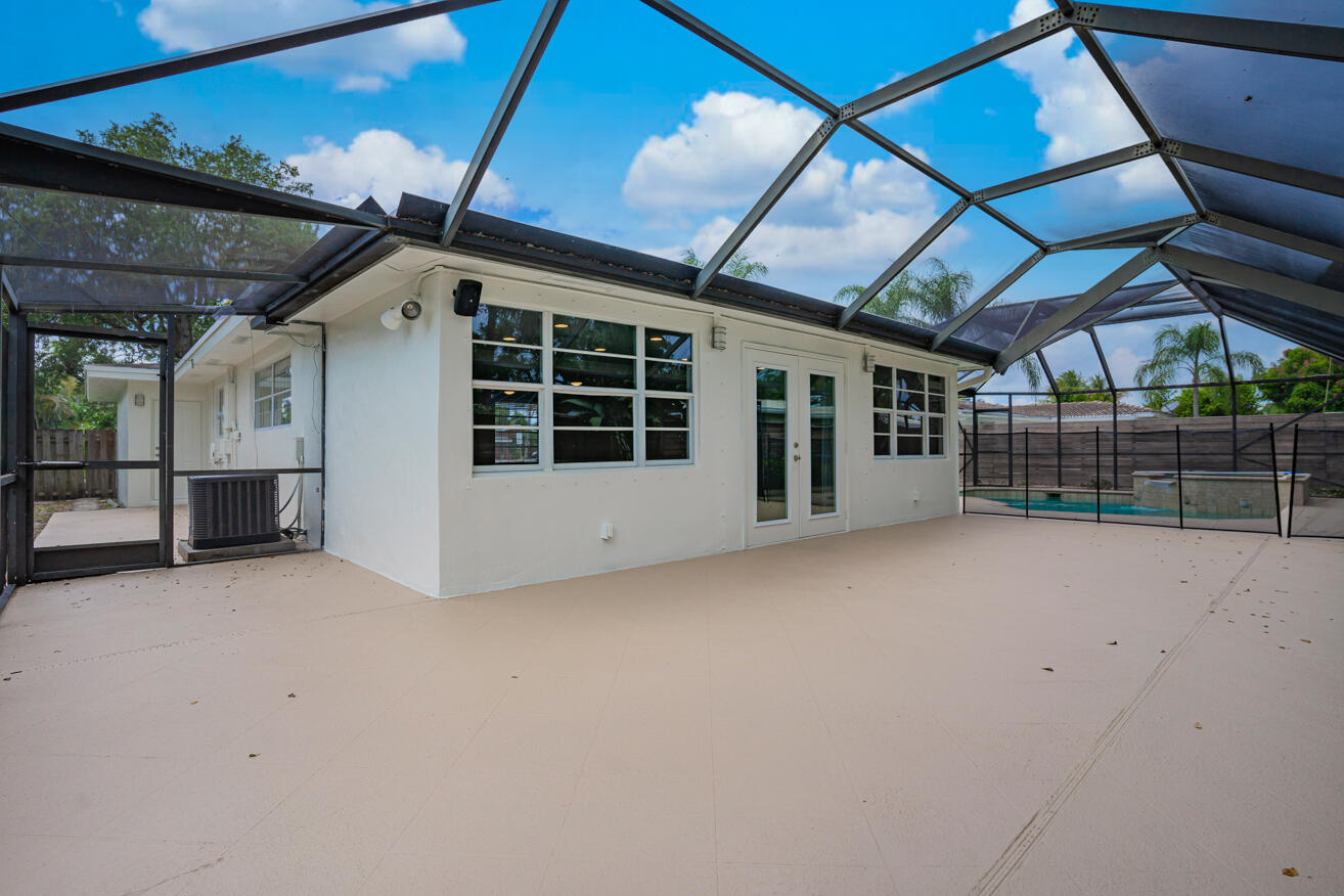276 Southwest 7th Avenue Boca Raton, FL 33486 - Photo 34 of 44 34