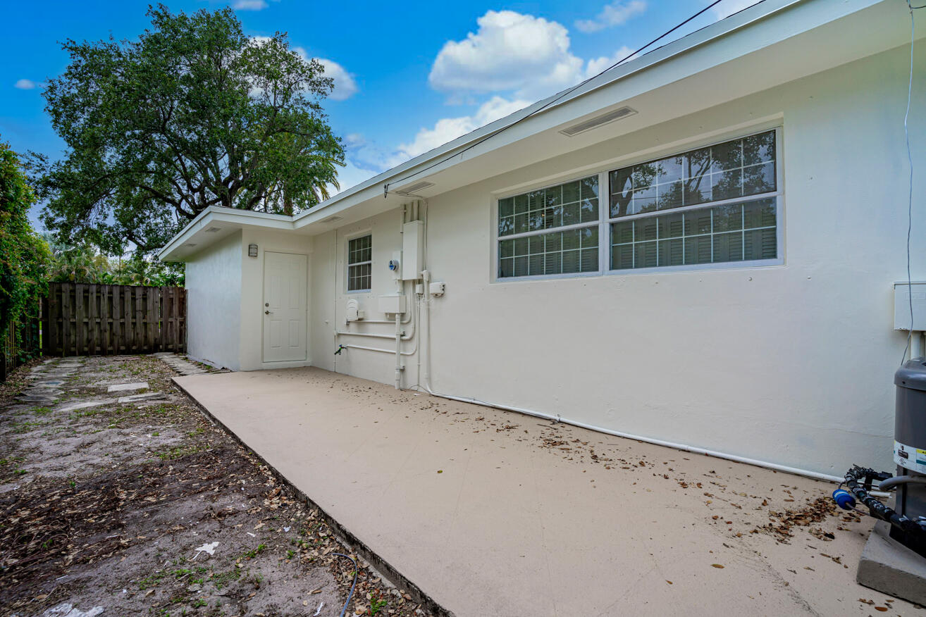 276 Southwest 7th Avenue Boca Raton, FL 33486 - Photo 36 of 44 36