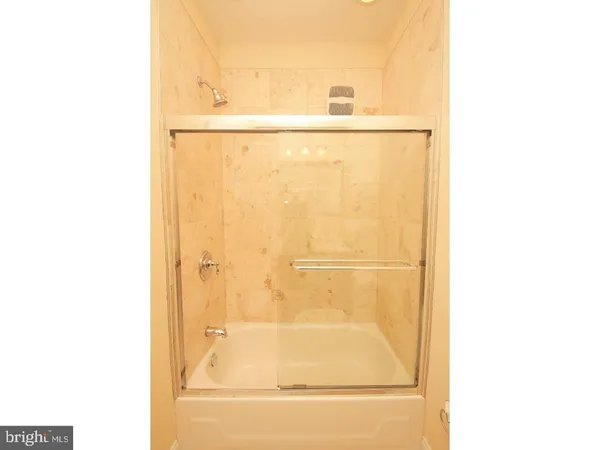 $3,400 | 1224 Germantown Avenue, Philadelphia, PA 19122