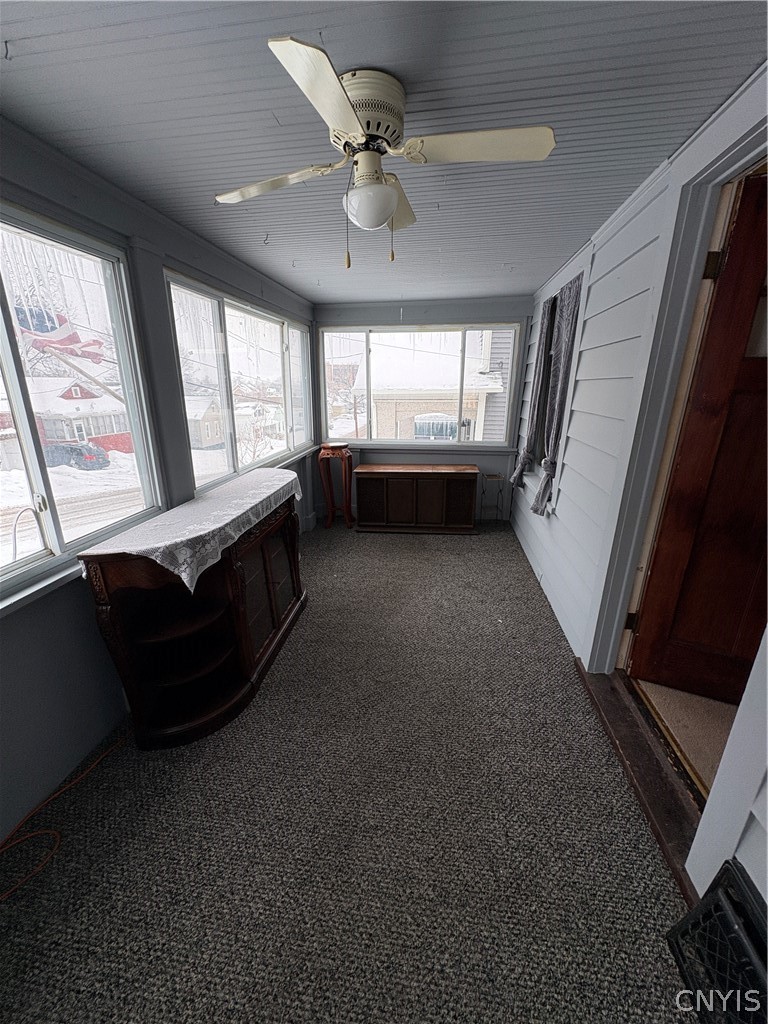 148 Culbert Street Syracuse, NY 13208 - Photo 5 of 21 Front heated sunroom